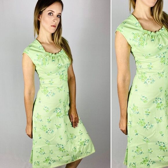 Vintage 70s 60s mint green floral short summer dress capped sleeves open back - Picture 2 of 9